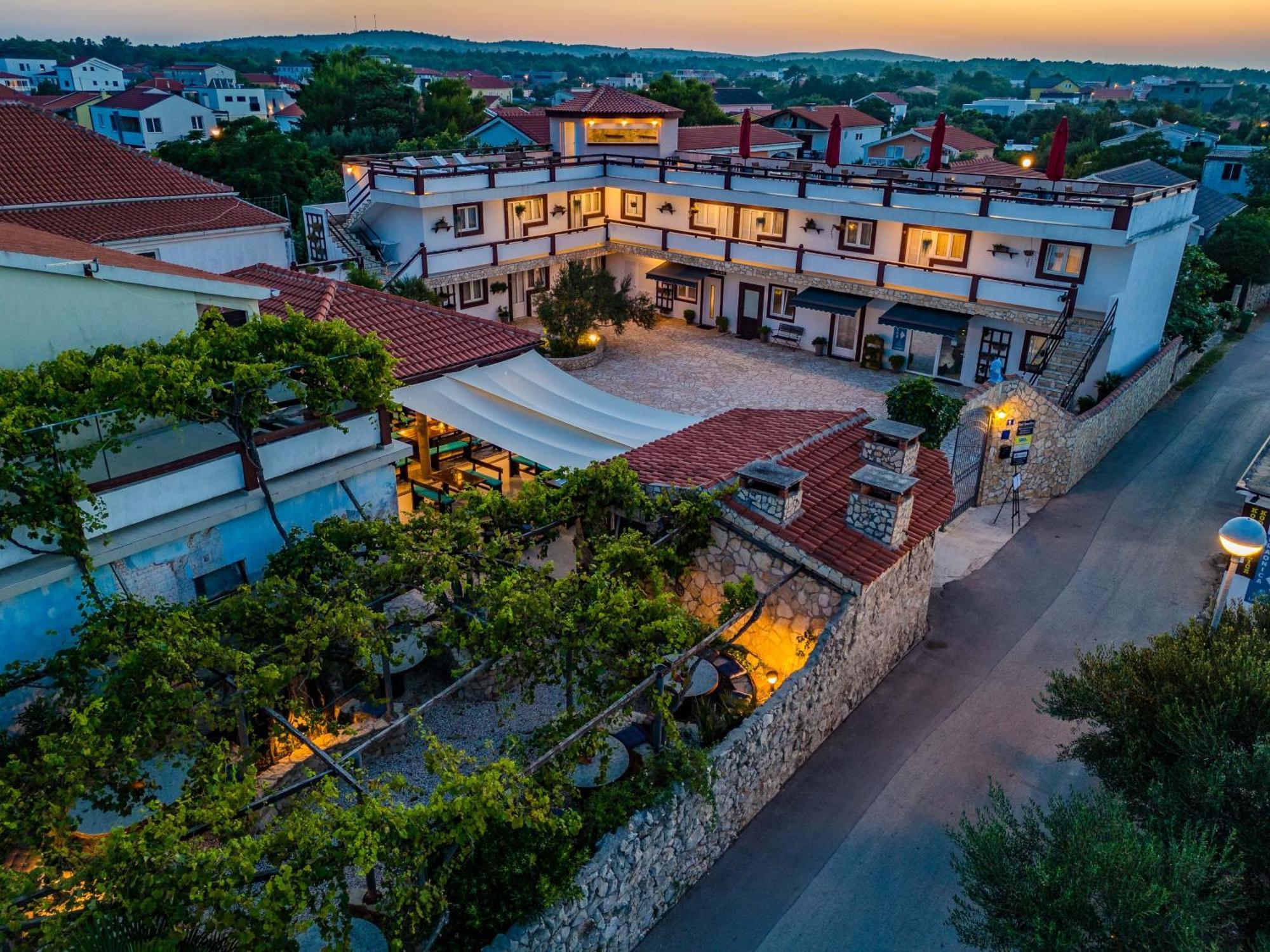 Guesthouse Kod Spavalice Vir Dış mekan fotoğraf